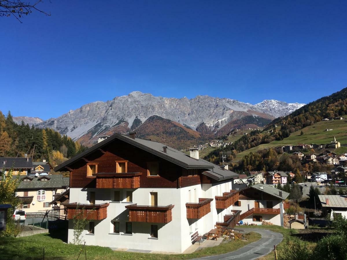 Chalet Del Bosco Valdisotto Exterior photo