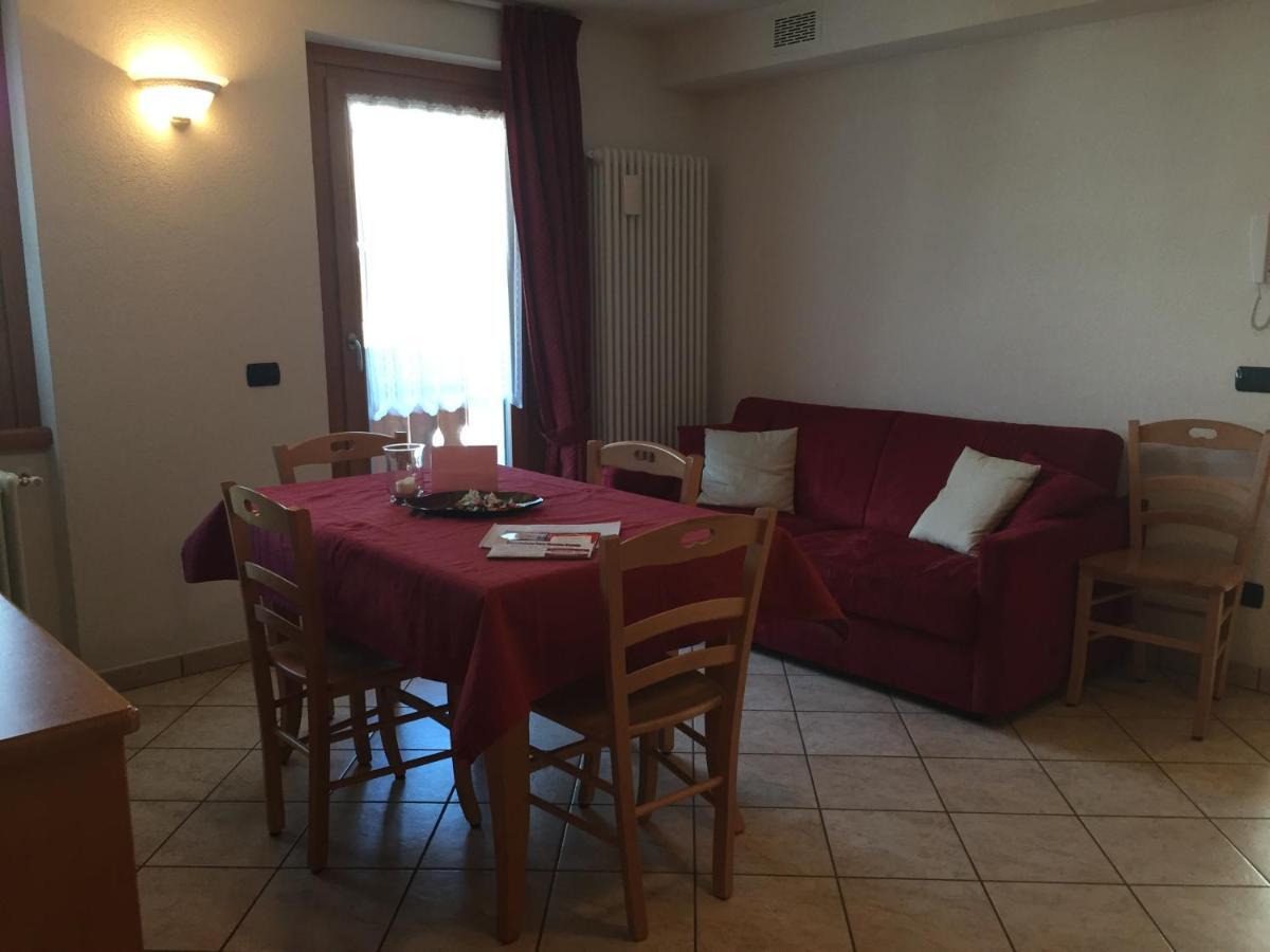 Chalet Del Bosco Valdisotto Room photo